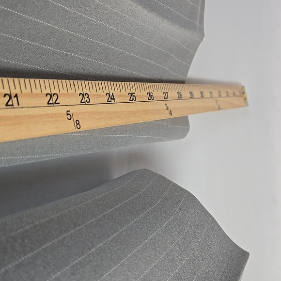 Tahari ASL Sophisticated Gray Pinstripe 3pc Women's Pants Suit, Sz 8 Career Work - Picture 14 of 14